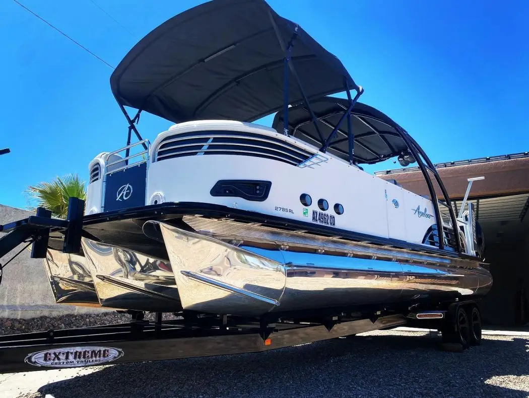 Pontoon boat exterior detailing in Colorado Springs