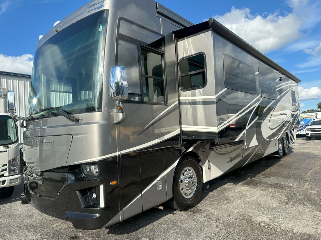 Fifth wheel RV detailing, Colorado Springs